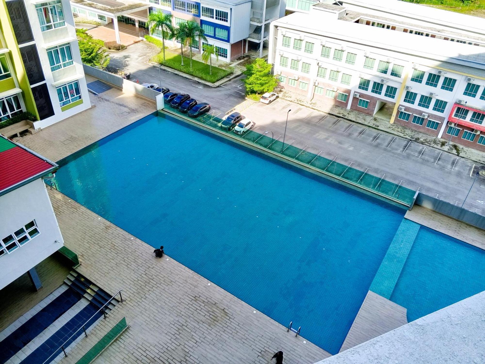 Sinar Violet Apartment *